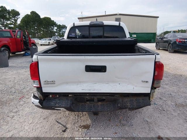 2018 TOYOTA TACOMA SR V6 16