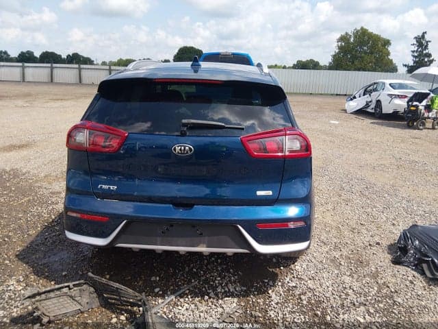 2019 KIA NIRO LX 17