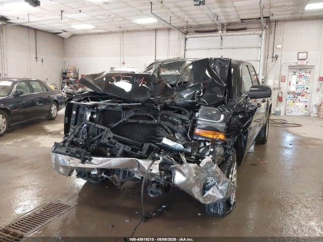 2017 CHEVROLET SILVERADO 1500 LT 6
