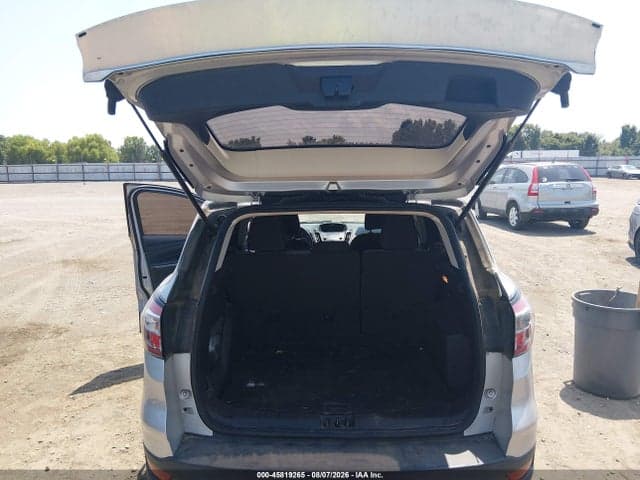 2017 FORD ESCAPE S 18