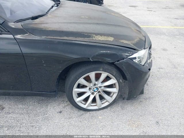 2018 BMW 320I 17