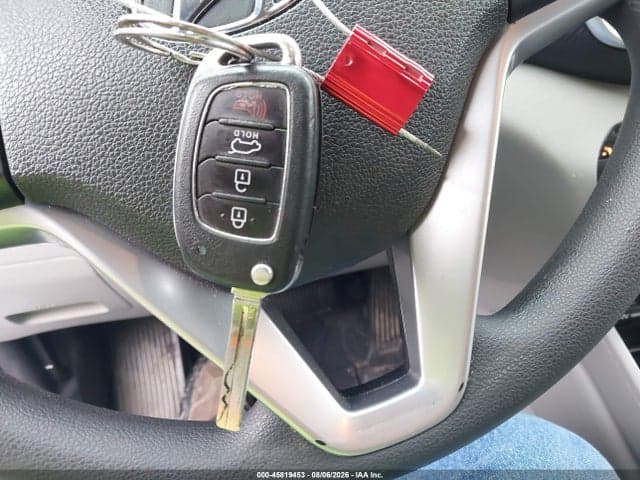 2019 HYUNDAI TUCSON SE 11