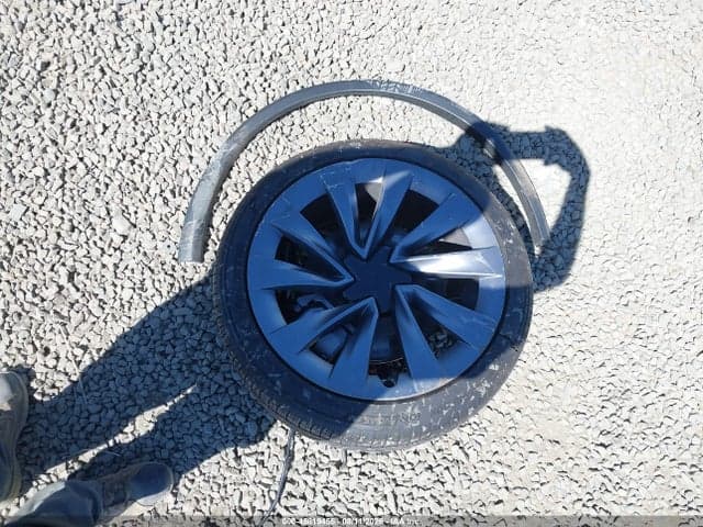 2026 TESLA MODEL Y ALL-WHEEL DRIVE/LONG RANGE LAUNCH SERIES/PREMIUM ALL-WHEEL DRIVE 12