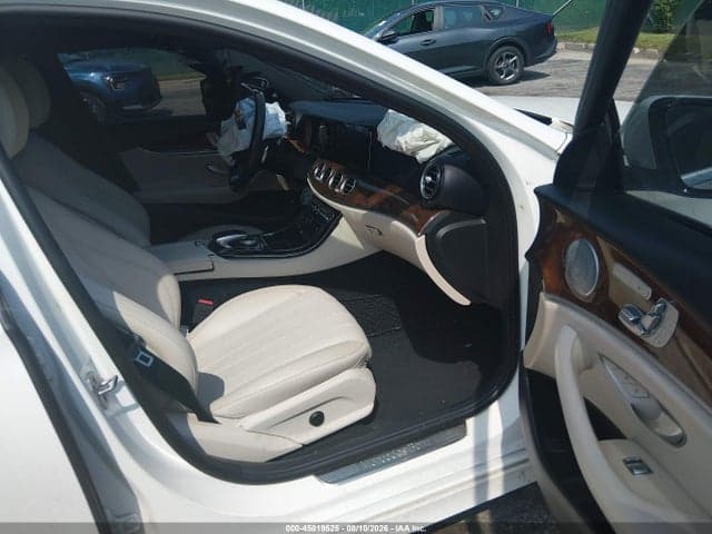 2018 MERCEDES-BENZ E 300 4MATIC 5