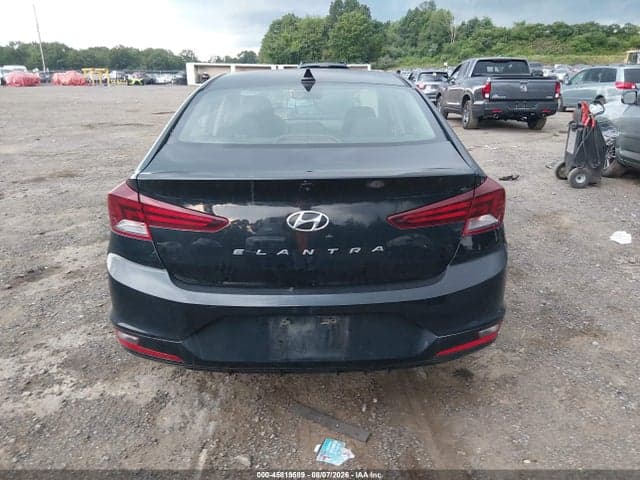 2020 HYUNDAI ELANTRA SEL 16
