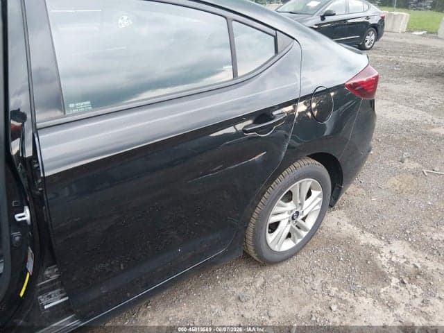 2020 HYUNDAI ELANTRA SEL 6