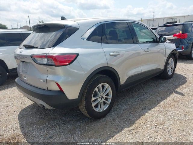 2020 FORD ESCAPE SE 4