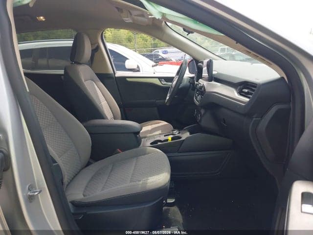 2020 FORD ESCAPE SE 5