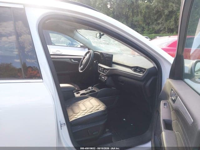 2023 FORD ESCAPE PHEV 5