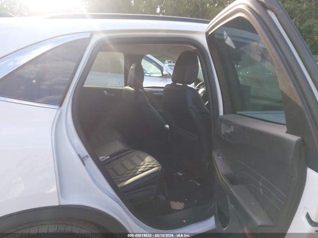 2023 FORD ESCAPE PHEV 8