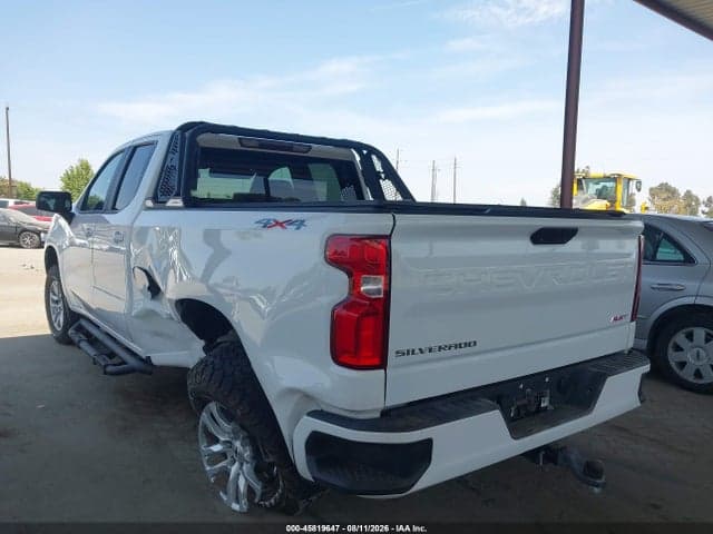 2019 CHEVROLET SILVERADO 1500 RST 3