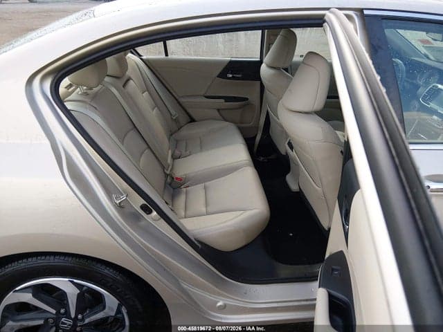 2017 HONDA ACCORD EX-L 8
