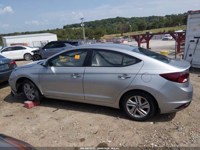2020 HYUNDAI ELANTRA SEL 14