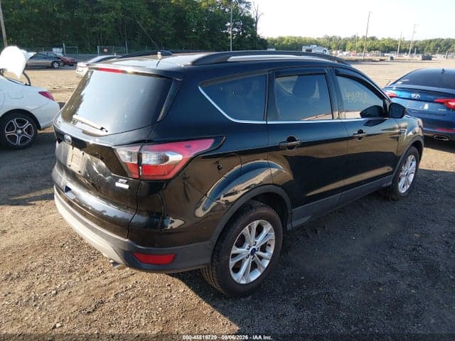 2018 FORD ESCAPE SE 4