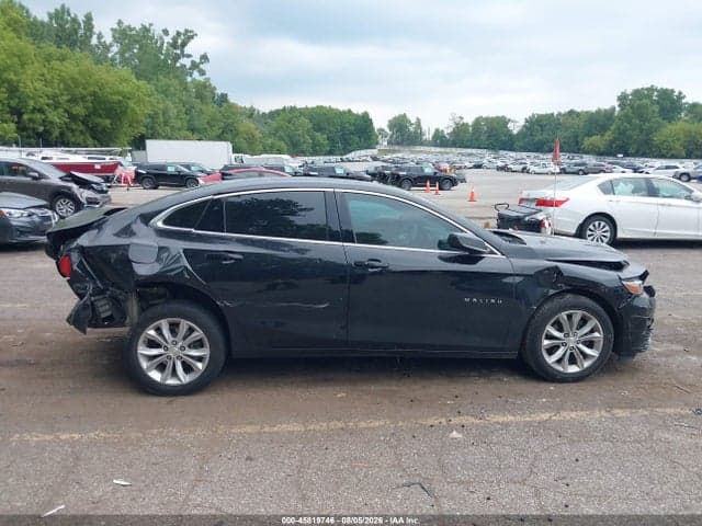 2019 CHEVROLET MALIBU LT 13