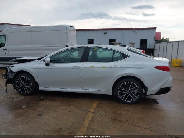 2025 TOYOTA CAMRY XLE 15
