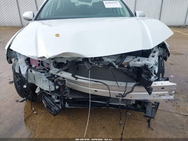 2025 TOYOTA CAMRY XLE 6