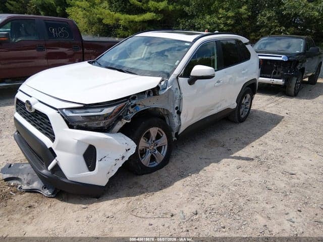 2025 TOYOTA RAV4 HYBRID XLE 2