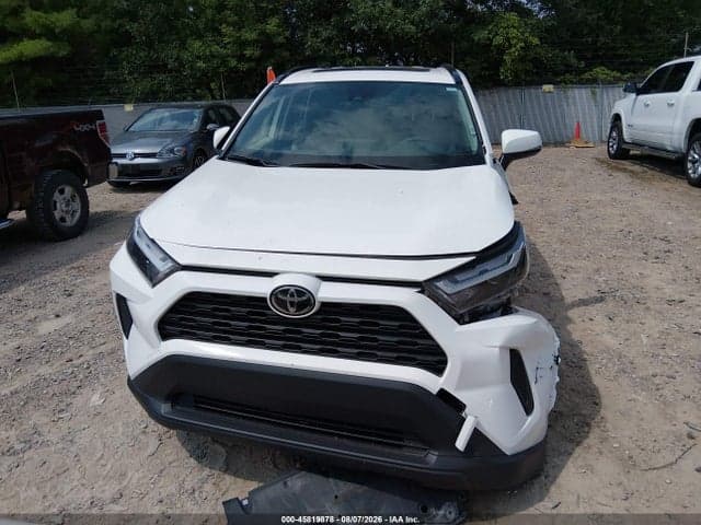 2025 TOYOTA RAV4 HYBRID XLE 13