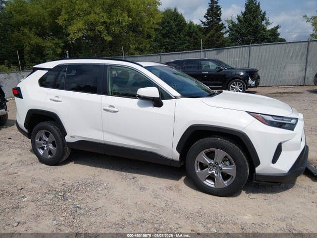 2025 TOYOTA RAV4 HYBRID XLE 14