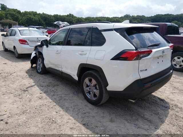 2025 TOYOTA RAV4 HYBRID XLE 3