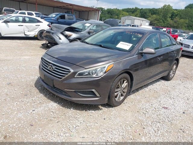 2017 HYUNDAI SONATA SE 2