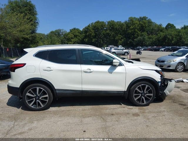 2018 NISSAN ROGUE SPORT SL 13