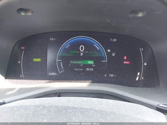 2025 TOYOTA CAMRY LE 7