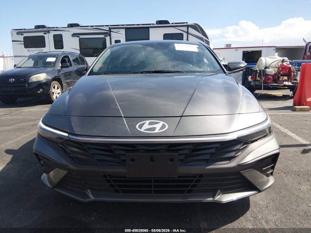 2025 HYUNDAI ELANTRA SEL SPORT 12