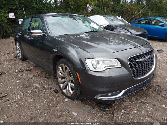 2019 CHRYSLER 300 LIMITED - 1