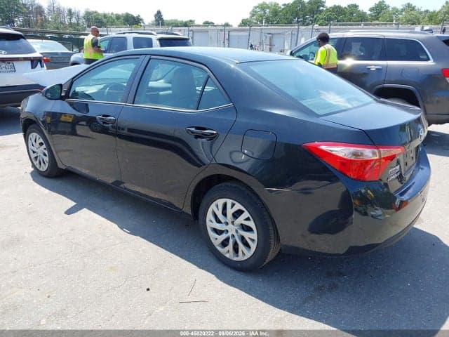 2017 TOYOTA COROLLA LE 3