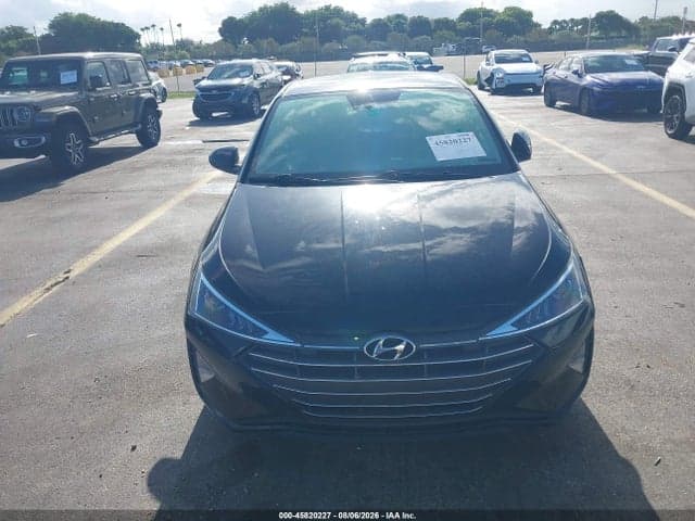 2020 HYUNDAI ELANTRA SEL 13