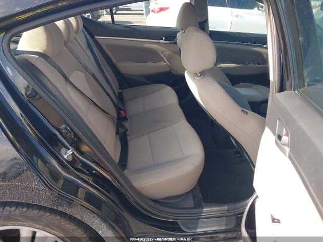 2020 HYUNDAI ELANTRA SEL 8