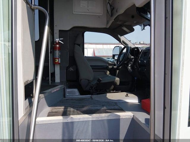 2017 FORD F-450 CHASSIS XL 5