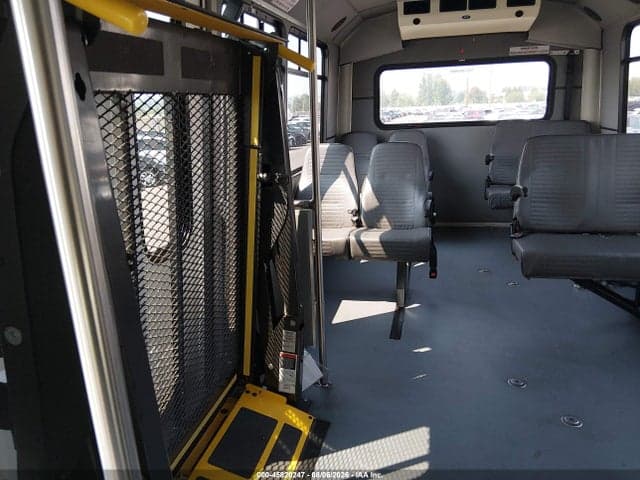 2017 FORD F-450 CHASSIS XL 8