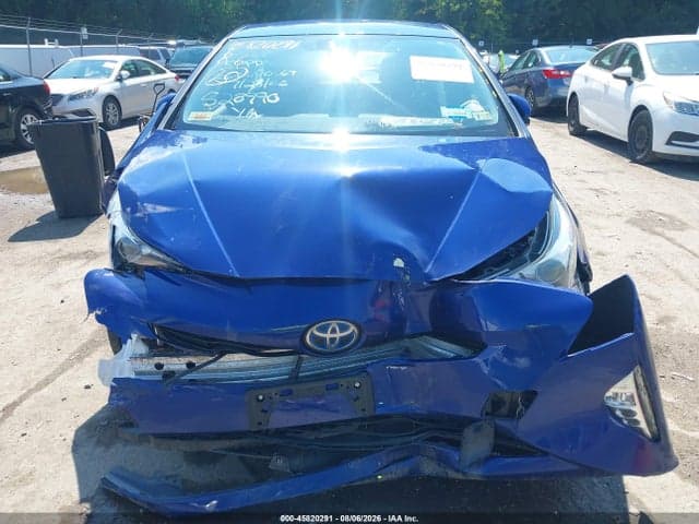 2017 TOYOTA PRIUS THREE TOURING 12