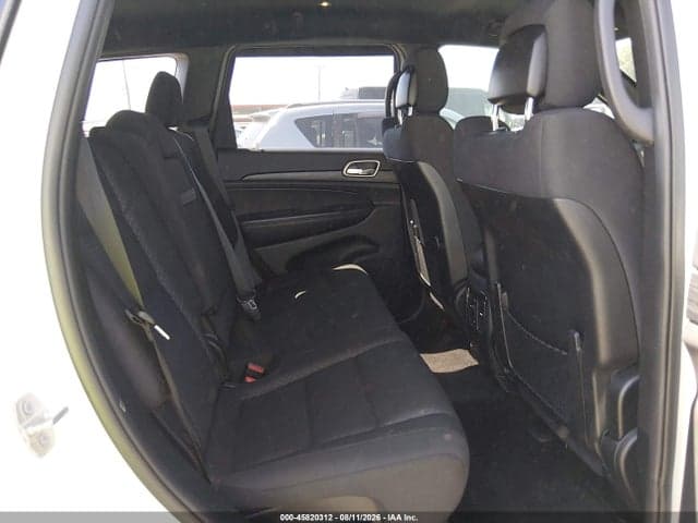2019 JEEP GRAND CHEROKEE LAREDO E 4X2 8