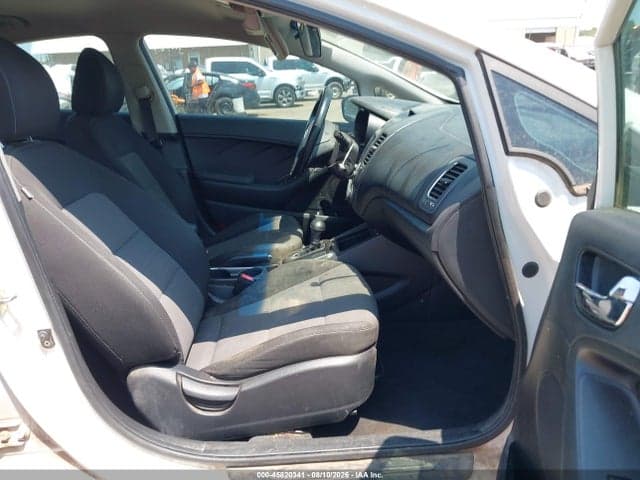 2018 KIA FORTE S 5