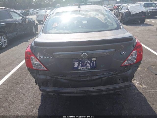 2017 NISSAN VERSA 1.6 SV 17