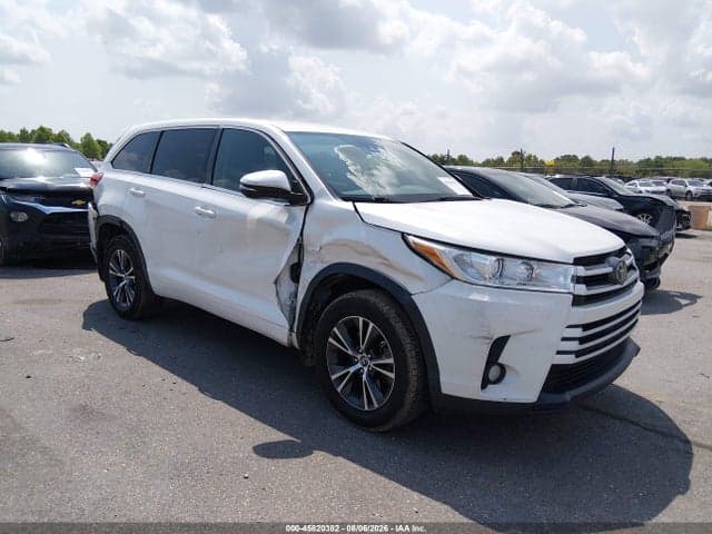 2017 TOYOTA HIGHLANDER LE PLUS - 1