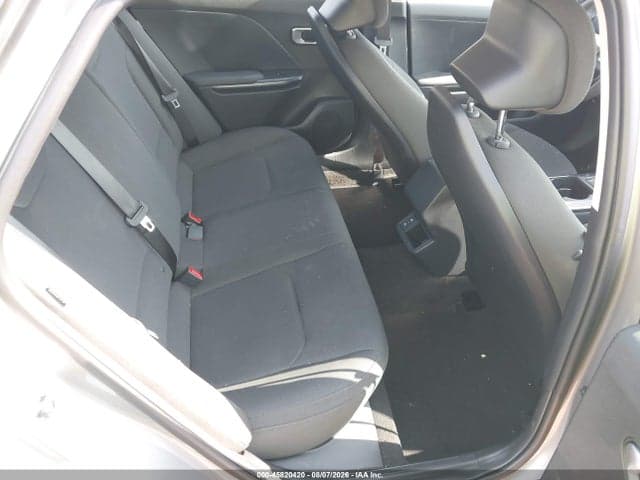 2026 KIA K4 LXS 8