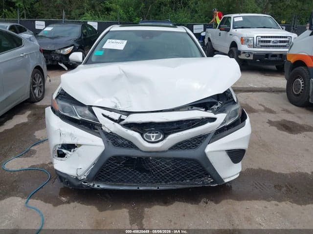 2019 TOYOTA CAMRY SE 13