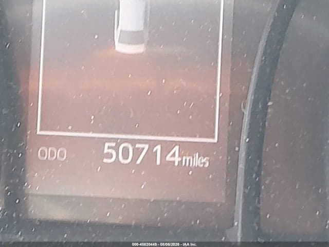 2019 TOYOTA CAMRY SE 16
