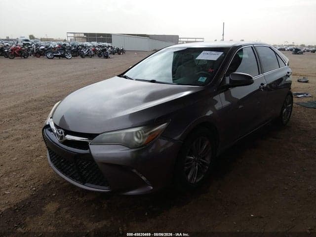 2017 TOYOTA CAMRY SE 2