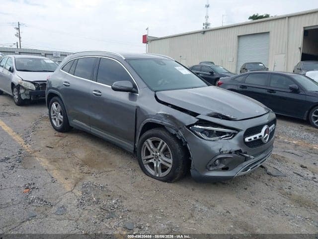 2021 MERCEDES-BENZ GLA 250 - 1