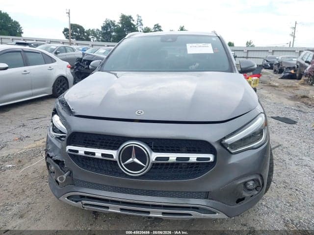 2021 MERCEDES-BENZ GLA 250 12