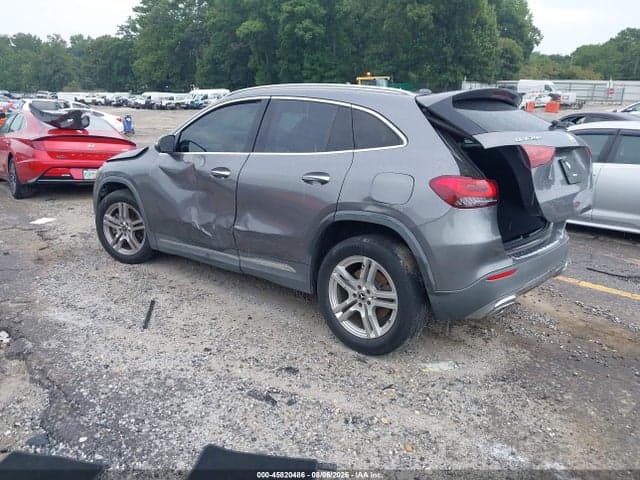 2021 MERCEDES-BENZ GLA 250 3