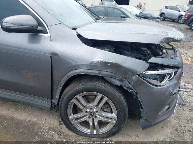 2021 MERCEDES-BENZ GLA 250 6