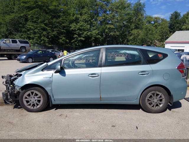 2017 TOYOTA PRIUS V TWO 14