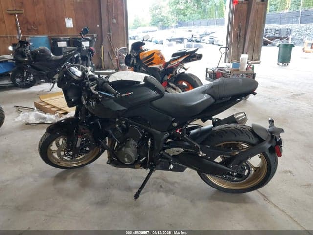 2026 TRIUMPH TRIDENT 900 13